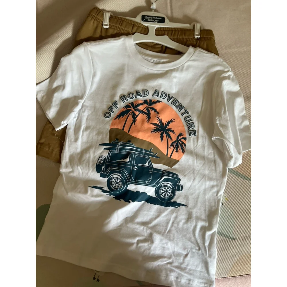 T-SHIRT & SHORTS--TOMMY BAHAMA--Boy's 2 Pc Set--SIZE M/7-8--BRAND NEW WITH TAGS